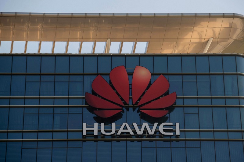 Huawei готовит собственную нейросеть Pangu Chat для противостояния ChatGPT